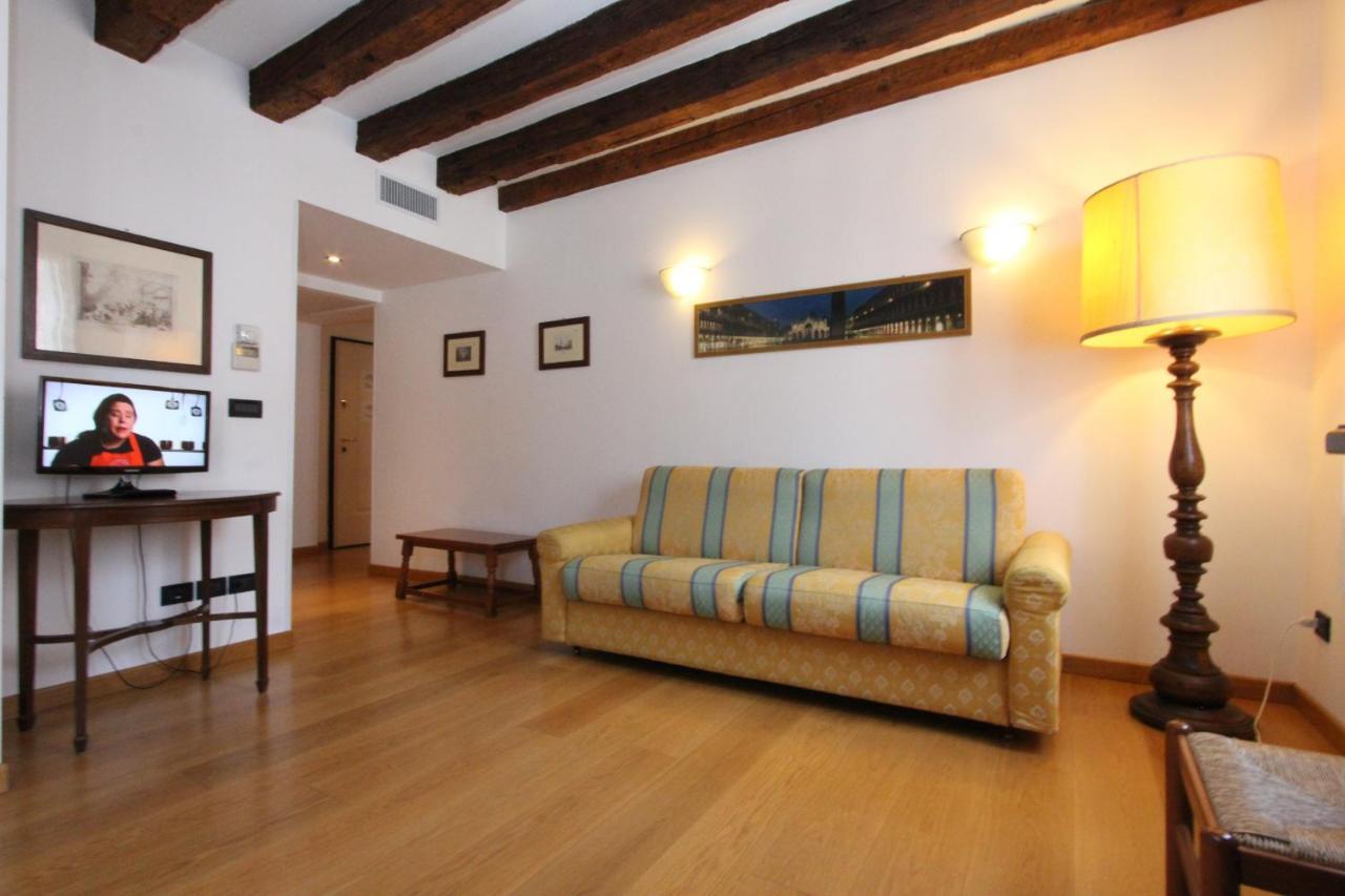 Residence Dei Mori Venetië Buitenkant foto